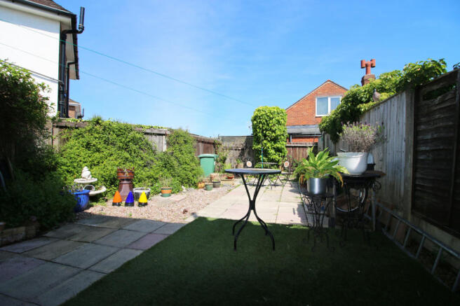 Photo 11