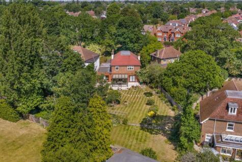 Manor Gardens, Hampton