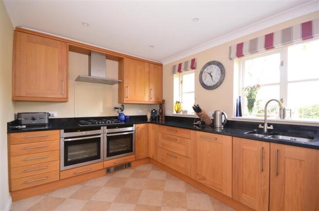 Kitchen/Breakfast Room