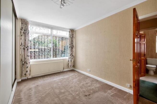 2 bed Semi-Detached Bungalow for sale Image 8