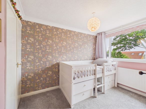 3 bed Semi-Detached for sale Image 12