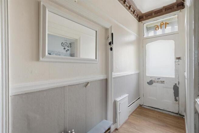 196 Carlisle St-6.jpg