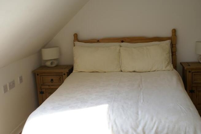 Cottage 6 Bedroom 3