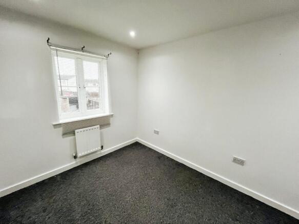 3 bed Terraced to rent Image 7
