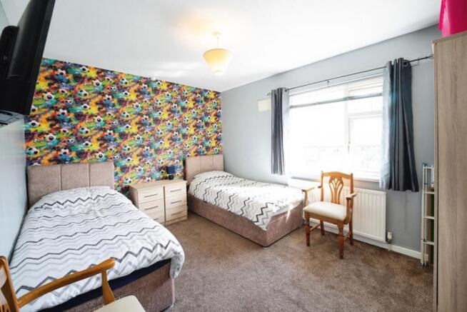 3 bed Terraced for sale Image 5
