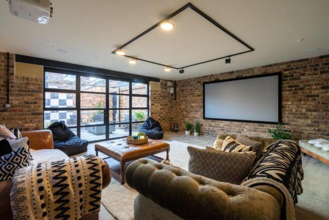 3 bed Detached for sale Image 7