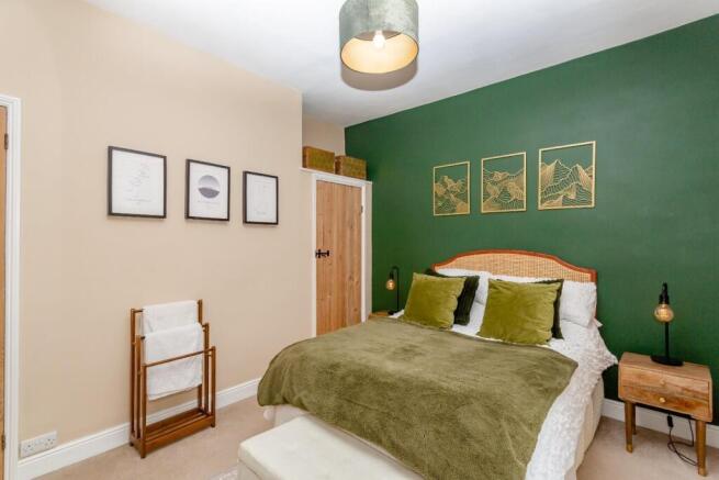 2 bed House for sale Image 12