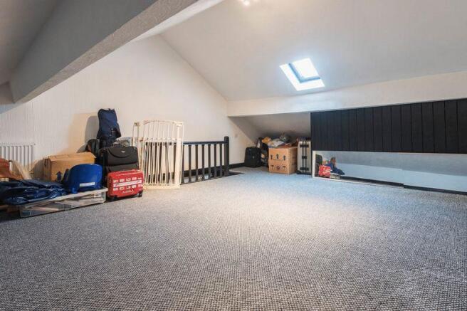 LOFT/HOBBIES R...