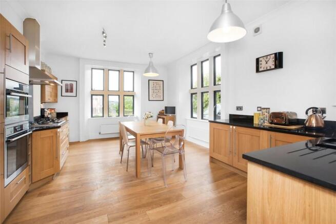 Kitchen/Breakfast Rm