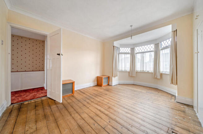 3 bed Semi-Detached for sale Image 11