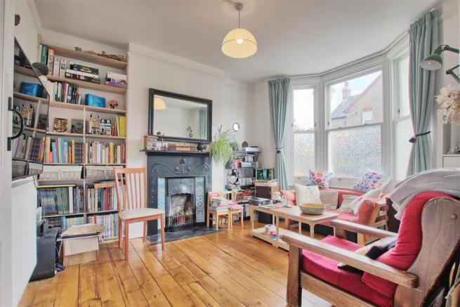 Living Room.jpg