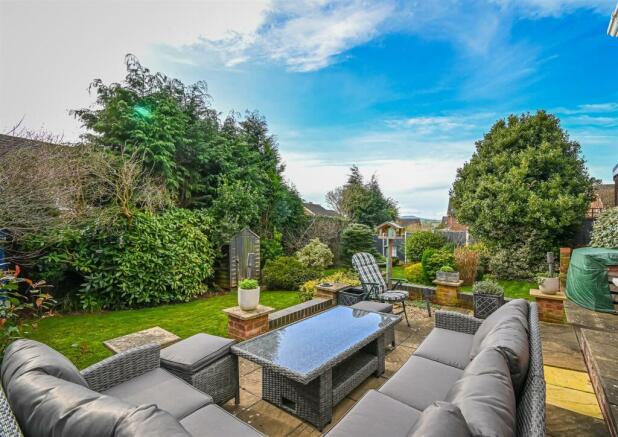 15 Cranmore Drive-19.jpg