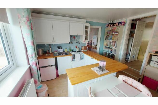Lounge / Kitchen