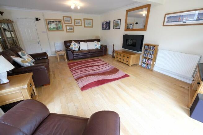 OPEN PLAN ROOM