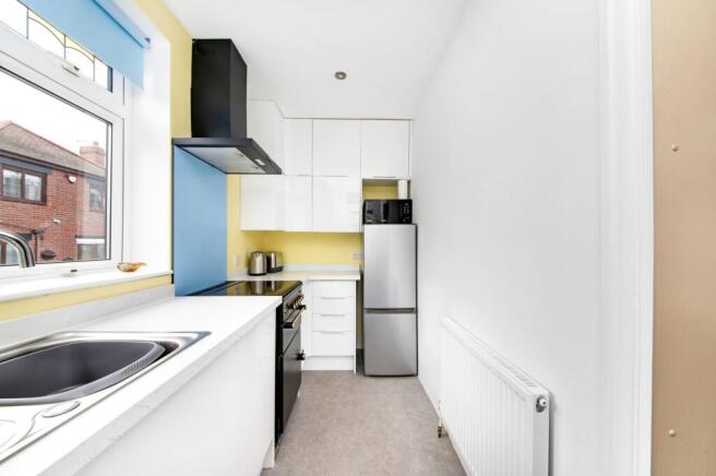 3 bed Semi-Detached for sale Image 6
