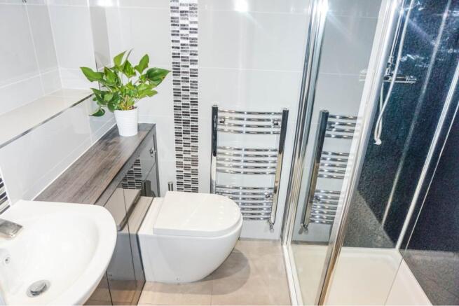 Master En-suite