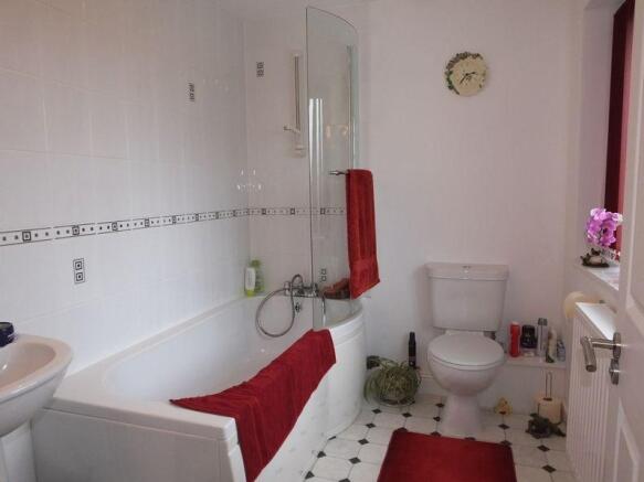 En Suite Bathroom