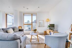 10, 162 Fresco House, Southampton Way, London SE5 7FR