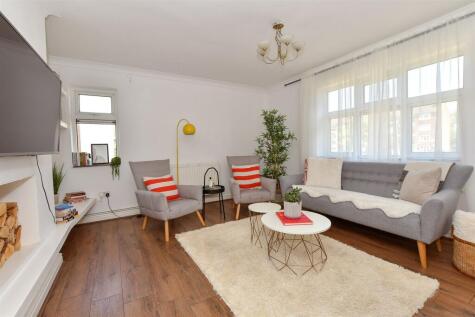 Broomhill Road, Woodford Green