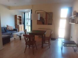 1c, Holyoake Court, London SE16 5HJ