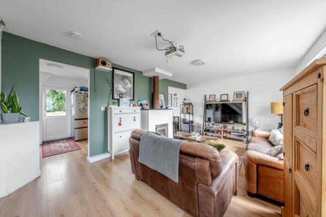 3 bed Semi-Detached for sale Image 8