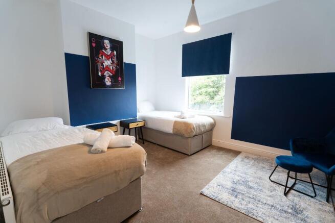 3 bed Terraced for sale Image 12
