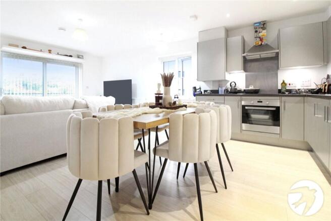 Kitchen/Dining Area