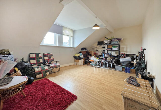 Photo 37