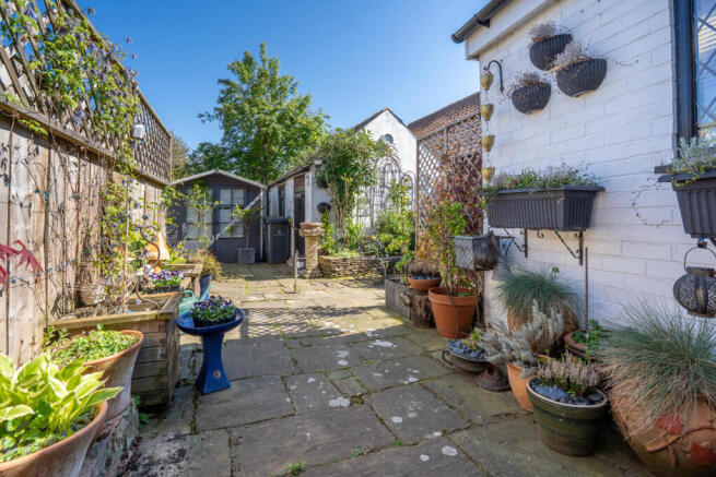 3 bed Semi-Detached for sale Image 11