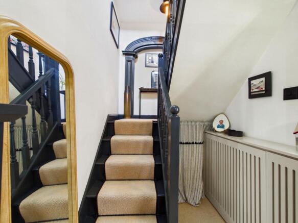3 bed Semi-Detached to rent Image 10