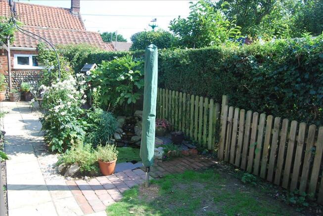 Photo 10