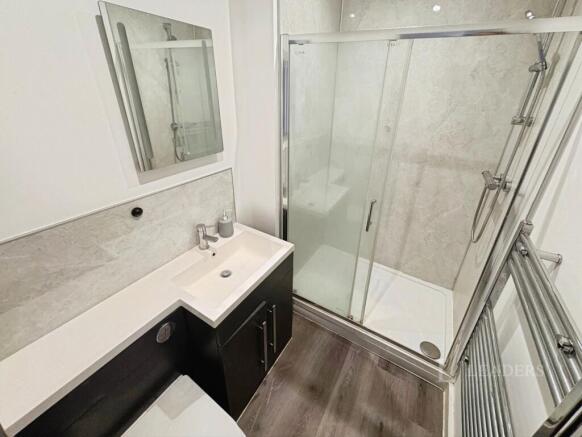 1 bed Flat to rent Image 5