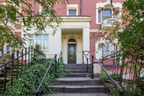 Flat 6, 228-230, Camden Road, London NW1 9HE