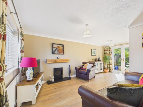 3 bed Detached for sale Image 9