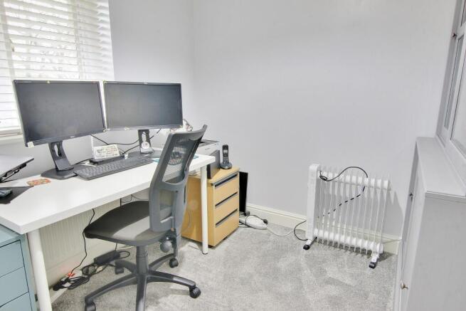 Photo 16