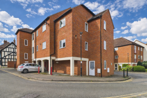 1, Collins Court, Back Of Avon, Tewkesbury GL20 5UW