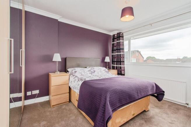 3 bed Semi-Detached for sale Image 9
