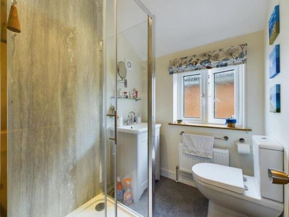 Ensuite shower room