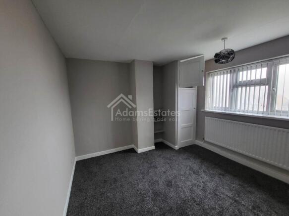 3 bed Semi-Detached to rent Image 4