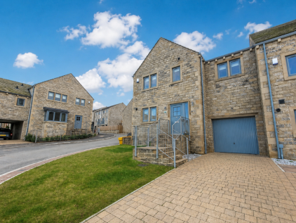 Whistle Bell Court, Skelmanthorpe, HD8