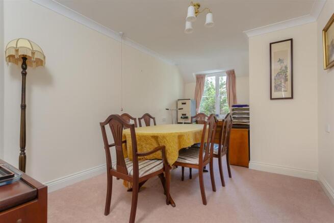 flat-peagusus-court-banstead-103.jpg