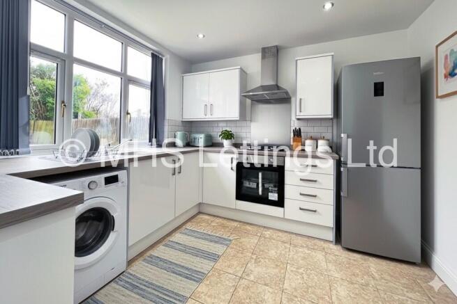 Gemini_Generated_...