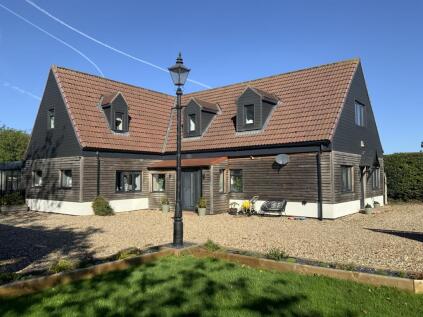 Arnold Lane West, Long Riston, Hull, HU11