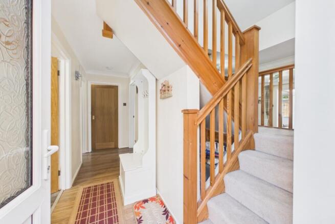EweMove Spalding - Chaucers Way - Hallway