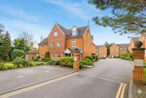 Flat 3, Berwick Lodge, Fitzroy Place, Reigate RH2 7AS