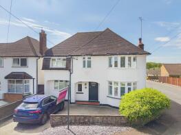 16, Highfields, Dunmow CM6 1ED
