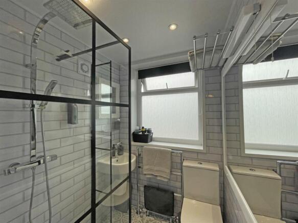Ferrers Road - Shower Room.jpg
