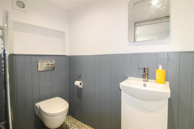 2 bed Cottage for sale Image 11