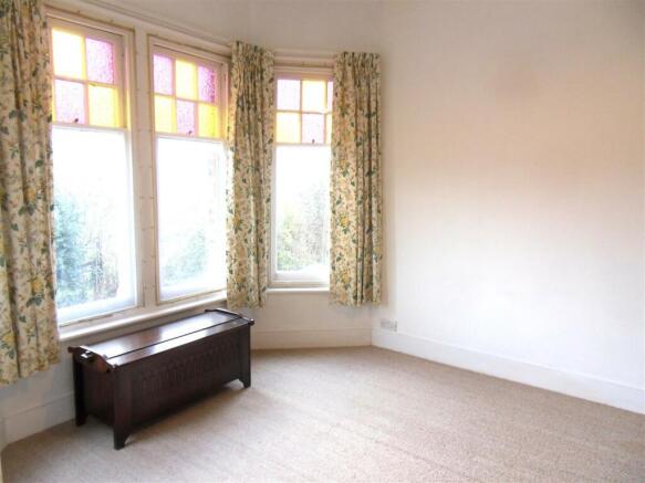 bedroom.JPG