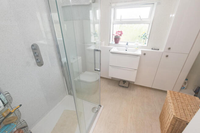 Shower Room 2